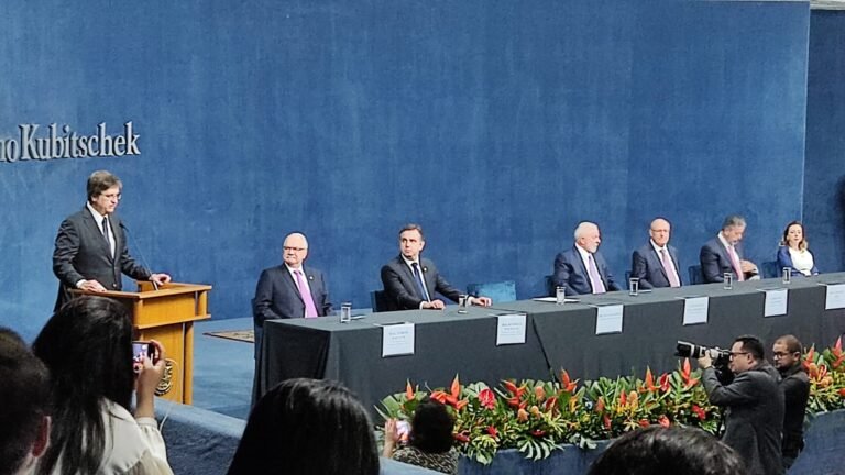 Paulo Gonet Assume como Procurador-Geral da República em Cerimônia Oficial