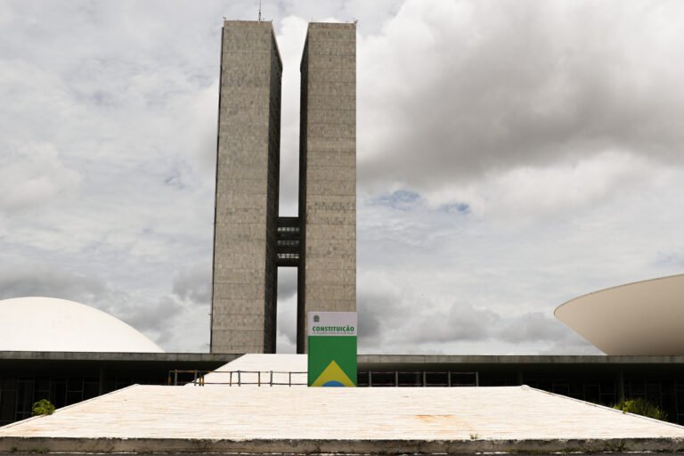 Sugestões sobre regras para pleito municipal podem ser feitas até hoje