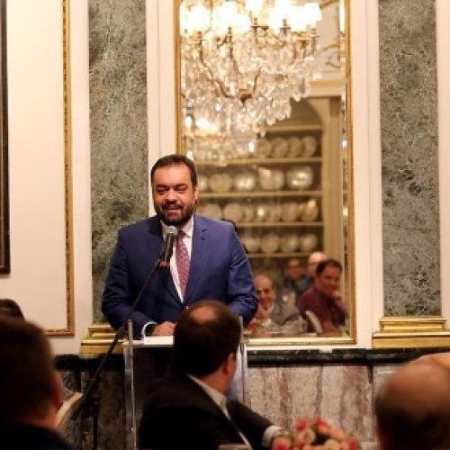 Cláudio Castro renuncia ao governo do Rio às vésperas de julgamento no TSE